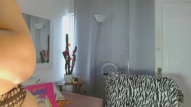 Selenna01 online show from February 25, 1:39 pm