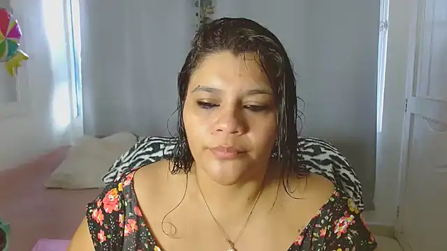 Selenna01 online show from September 24, 1:03 pm