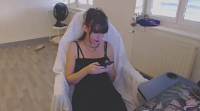 missthon0 online show from December 6, 2:38 pm