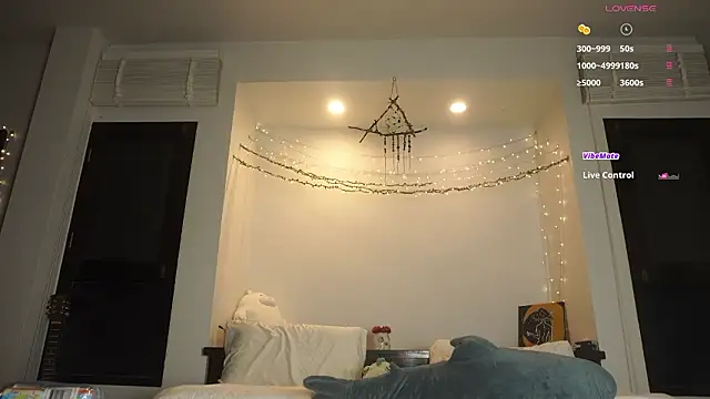 Amylittlestar online show from February 13, 11:12 pm