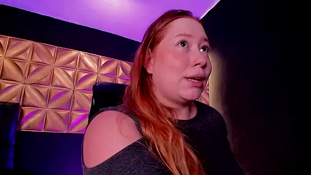 Snapshot of hannamartinn chatting on September 23, 4:54 pm hannamartinn online show from September 23, 4:54 pm