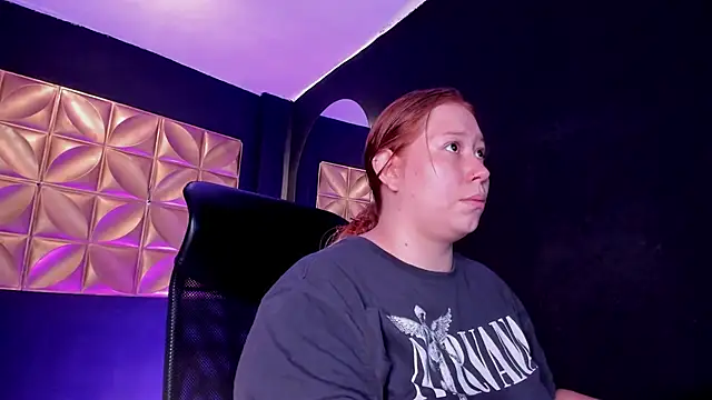 Snapshot of hannamartinn chatting on September 24, 4:10 pm hannamartinn online show from September 24, 4:10 pm