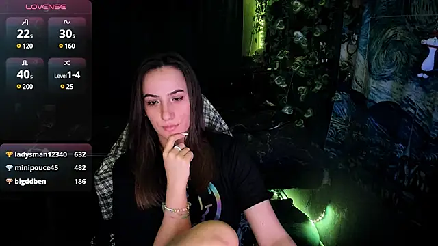 Selbi Paine online show from March 20, 2:40 am