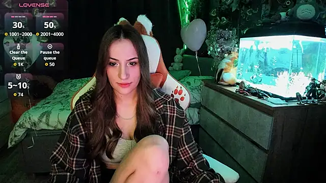 Selbi Paine online show from February 14, 12:51 am