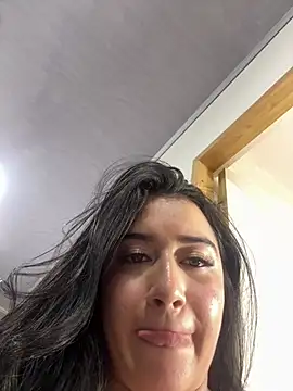 KallyMyller1 online show from March 25, 7:31 pm