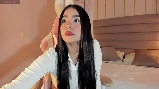 Mariana sweetest online show from March 13, 8:00 pm