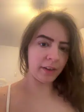 Snapshot of eleonoree chatting on October 12, 3:33 pm eleonoree online show from October 12, 3:33 pm