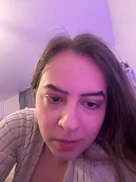 Snapshot of eleonoree chatting on December 1, 5:01 am eleonoree online show from December 1, 5:01 am