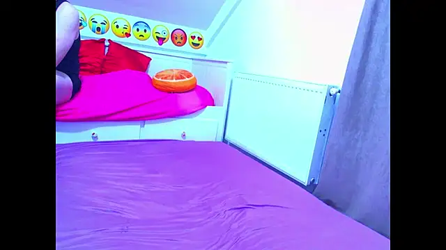 Snapshot of evehotty chatting on November 16, 8:03 pm evehotty online show from November 16, 8:03 pm