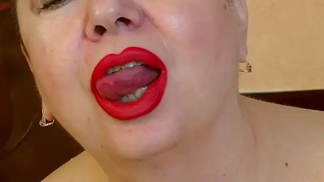 LadyPosh online show from December 13, 4:54 am