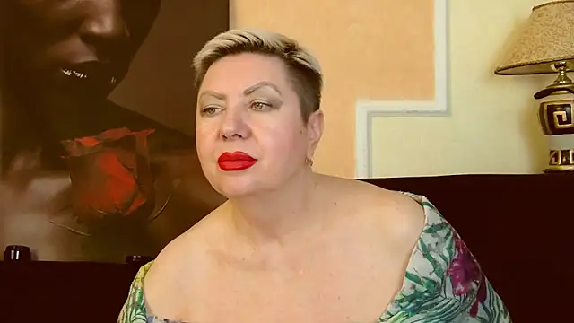 LadyPosh online show from December 19, 4:56 am