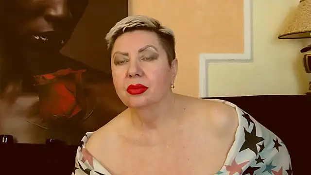 LadyPosh online show from December 20, 1:25 am