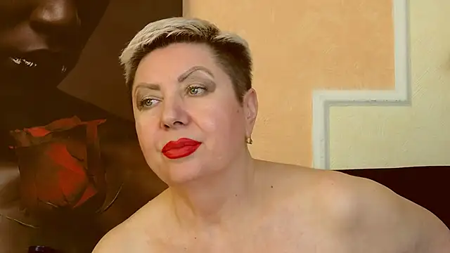 LadyPosh online show from December 21, 4:30 am