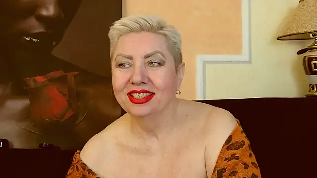 LadyPosh online show from January 3, 9:47 pm