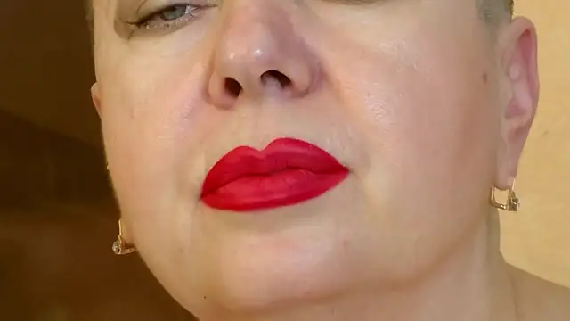 LadyPosh online show from March 8, 2:55 am