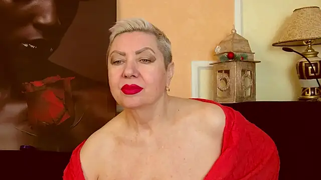 LadyPosh online show from December 17, 11:05 am