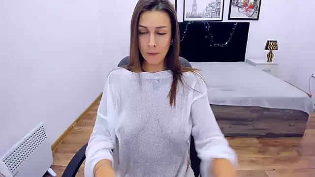 Snapshot of AlexiaDarren chatting on December 16, 9:41 pm AlexiaDarren online show from December 16, 9:41 pm
