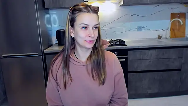 Snapshot of AlexiaDarren chatting on February 24, 11:41 pm AlexiaDarren online show from February 24, 11:41 pm