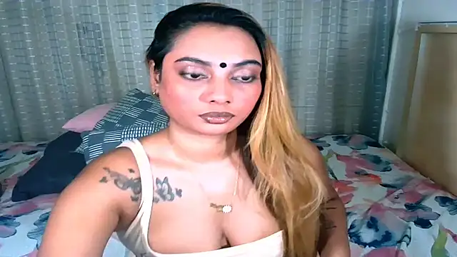 sexyindianchic online show from November 19, 6:19 pm