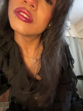 DarlingJenny22 online show from June 4, 8:15 pm