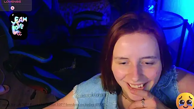 Snapshot of DanaMartina chatting on January 24, 6:14 pm DanaMartina online show from January 24, 6:14 pm