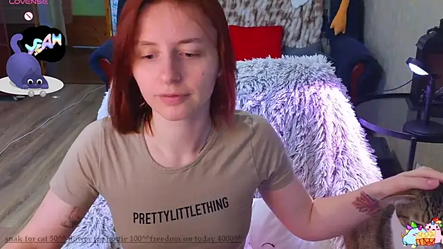 Snapshot of DanaMartina chatting on January 31, 8:22 am DanaMartina online show from January 31, 8:22 am