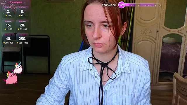 Snapshot of DanaMartina chatting on October 12, 8:24 am DanaMartina online show from October 12, 8:24 am