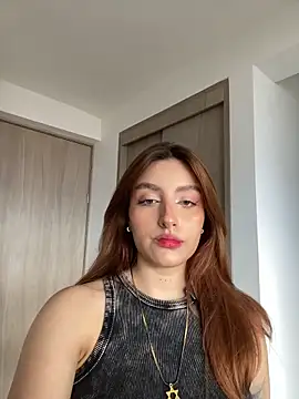 Anavi  online show from June 10, 9:03 pm
