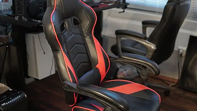 Snapshot of Bubbleliyah chatting on December 2, 2:30 pm Bubbleliyah online show from December 2, 2:30 pm