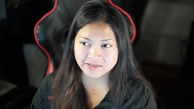 Snapshot of Bubbleliyah chatting on December 14, 3:40 am Bubbleliyah online show from December 14, 3:40 am