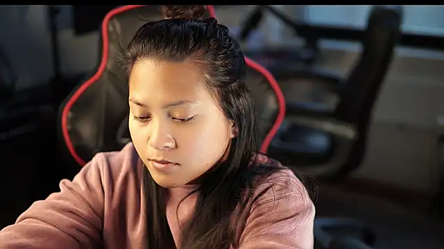 Snapshot of Bubbleliyah chatting on January 6, 9:22 pm Bubbleliyah online show from January 6, 9:22 pm