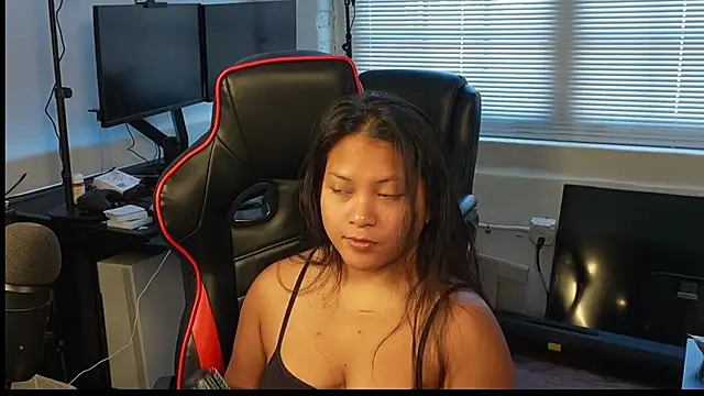 Snapshot of Bubbleliyah chatting on February 26, 7:49 pm Bubbleliyah online show from February 26, 7:49 pm