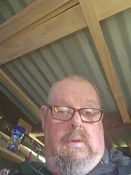Bigfellah09 online show from August 3, 1:37 am