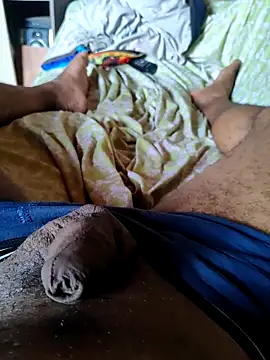 mineirinhosedutor2210 online show from November 6, 8:10 pm