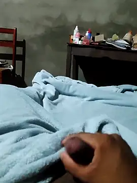 mineirinhosedutor2210 online show from December 14, 4:51 am