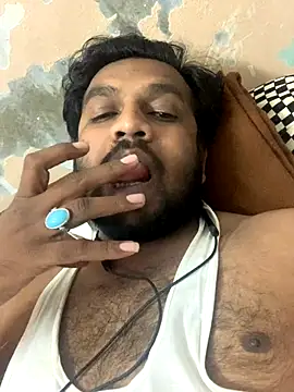 Snapshot of Rocky_1907 chatting on November 19, 7:25 pm Rocky 1907 online show from November 19, 7:25 pm