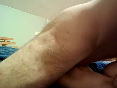 Snapshot of mopa81 chatting on November 13, 7:57 pm mopa81 online show from November 13, 7:57 pm