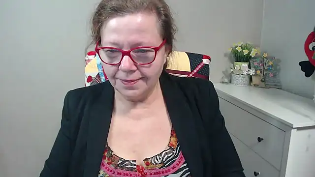 Snapshot of Adelewildx chatting on February 3, 4:57 am Adelewildx online show from February 3, 4:57 am