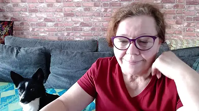 Snapshot of Adelewildx chatting on February 8, 12:39 pm Adelewildx online show from February 8, 12:39 pm