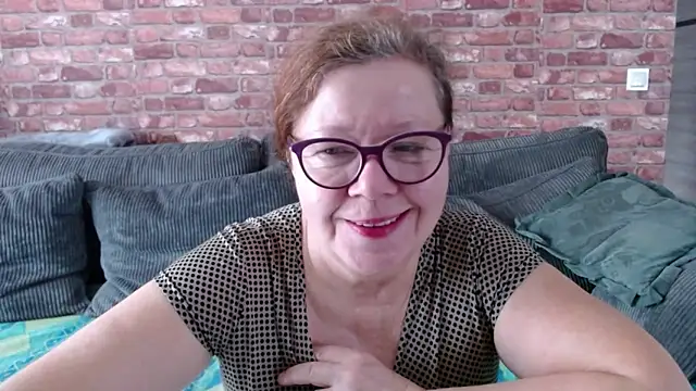 Snapshot of Adelewildx chatting on February 28, 7:26 am Adelewildx online show from February 28, 7:26 am