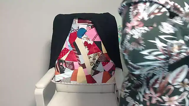 Snapshot of Adelewildx chatting on March 11, 7:48 am Adelewildx online show from March 11, 7:48 am