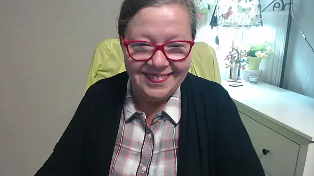 Snapshot of Adelewildx chatting on October 1, 3:12 am Adelewildx online show from October 1, 3:12 am