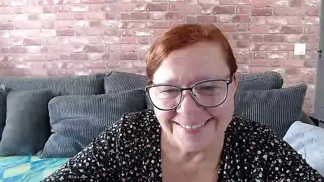 Snapshot of Adelewildx chatting on October 3, 10:45 am Adelewildx online show from October 3, 10:45 am