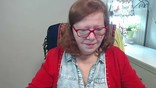 Snapshot of Adelewildx chatting on October 9, 3:15 am Adelewildx online show from October 9, 3:15 am