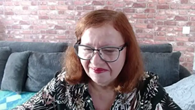 Snapshot of Adelewildx chatting on October 10, 11:09 am Adelewildx online show from October 10, 11:09 am