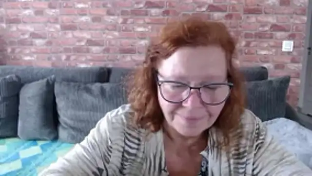 Snapshot of Adelewildx chatting on October 11, 11:20 am Adelewildx online show from October 11, 11:20 am