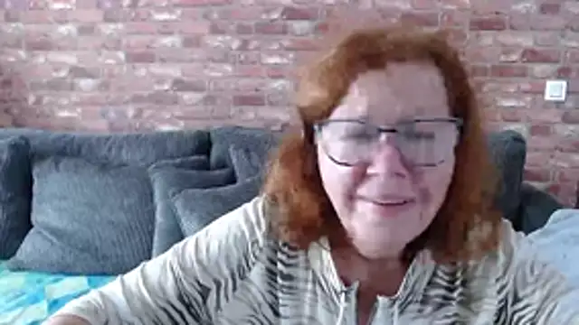 Snapshot of Adelewildx chatting on October 25, 11:07 am Adelewildx online show from October 25, 11:07 am