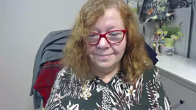 Snapshot of Adelewildx chatting on November 4, 4:11 am Adelewildx online show from November 4, 4:11 am