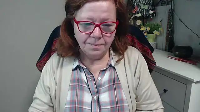 Snapshot of Adelewildx chatting on November 25, 3:17 am Adelewildx online show from November 25, 3:17 am