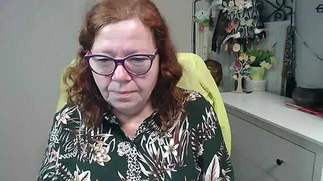 Snapshot of Adelewildx chatting on December 3, 3:58 am Adelewildx online show from December 3, 3:58 am